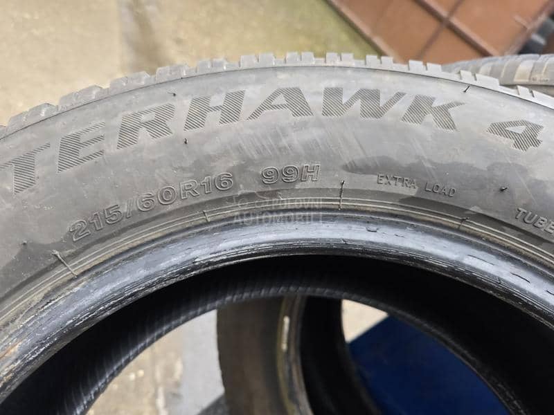 Firestone 215/60 R16 Zimska