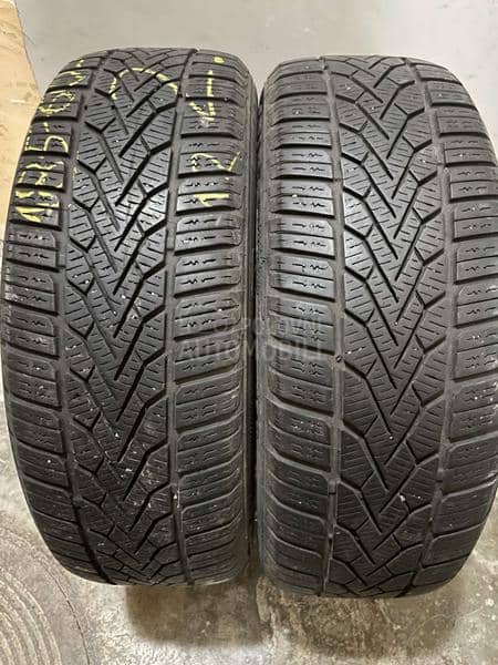 Semperit 185/60 R15 Zimska