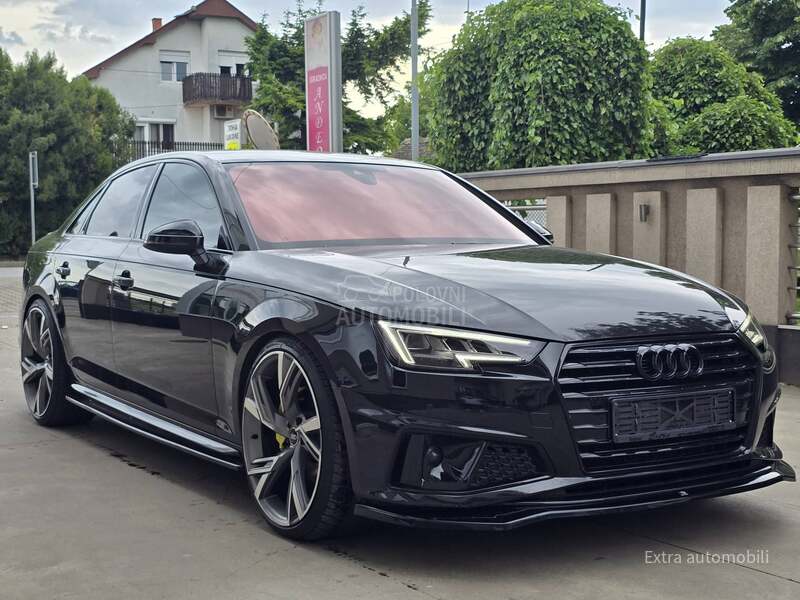 Audi A4 quattro/competition