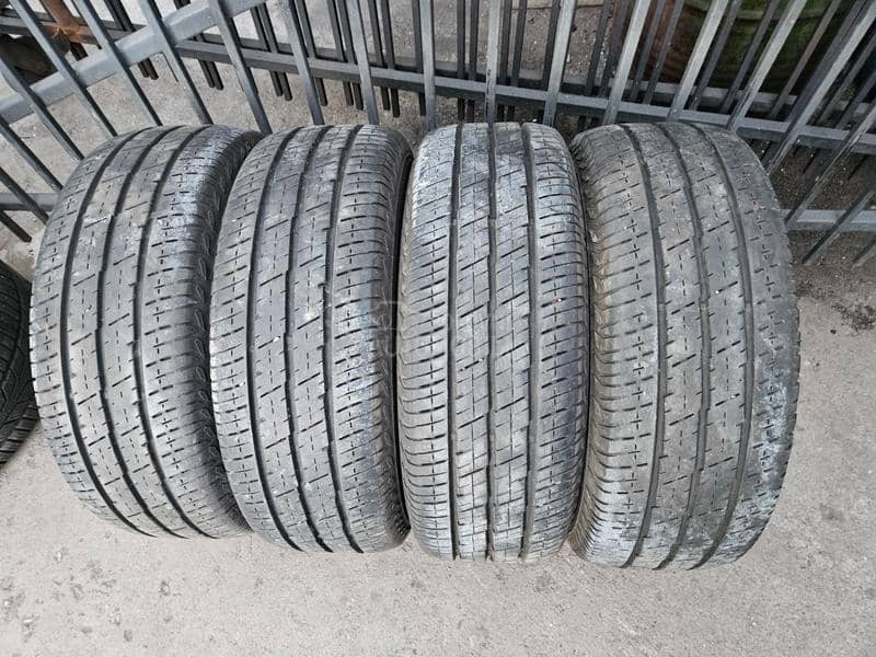Continental 215/65 R15 Letnja