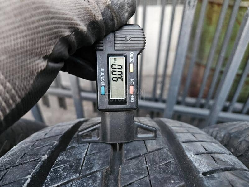 Continental 215/65 R15 Letnja