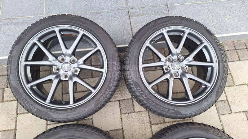 Aluminijumske felne Model 3 18" 5 x 114.3