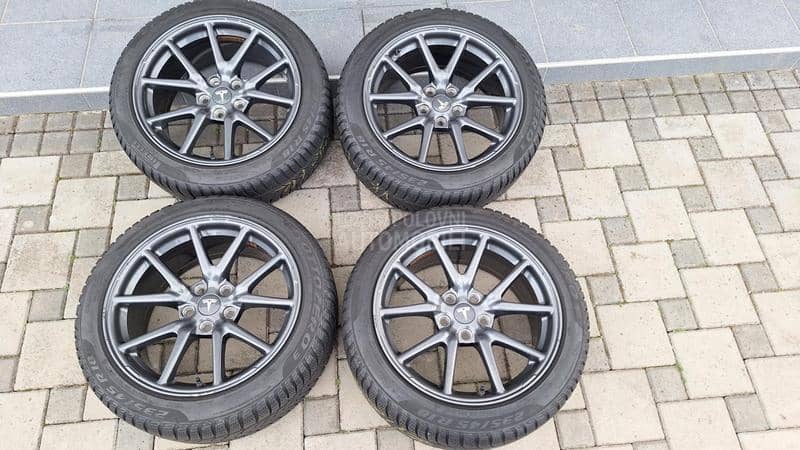 Aluminijumske felne Model 3 18" 5 x 114.3