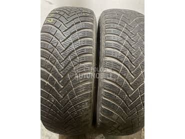Hankook 205/60 R16 Zimska