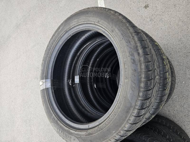 Pirelli 225/55 R19 Zimska