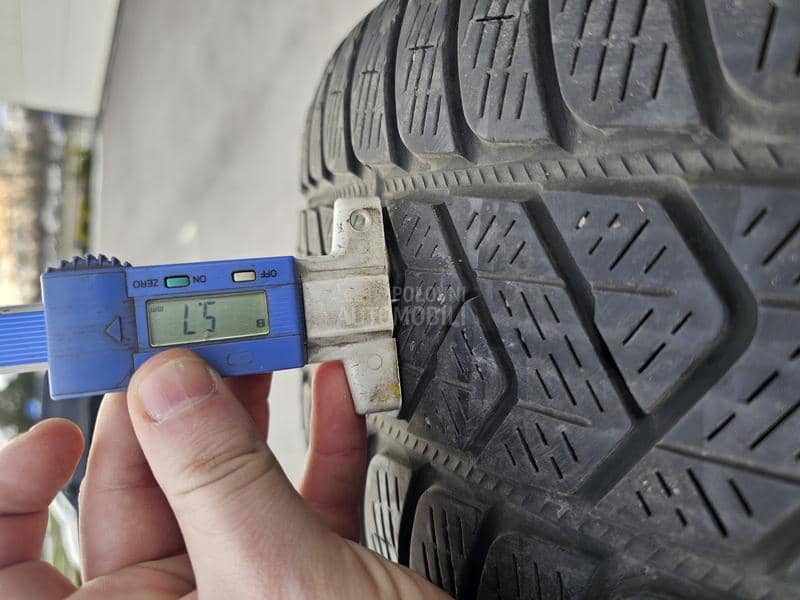 Pirelli 225/55 R19 Zimska