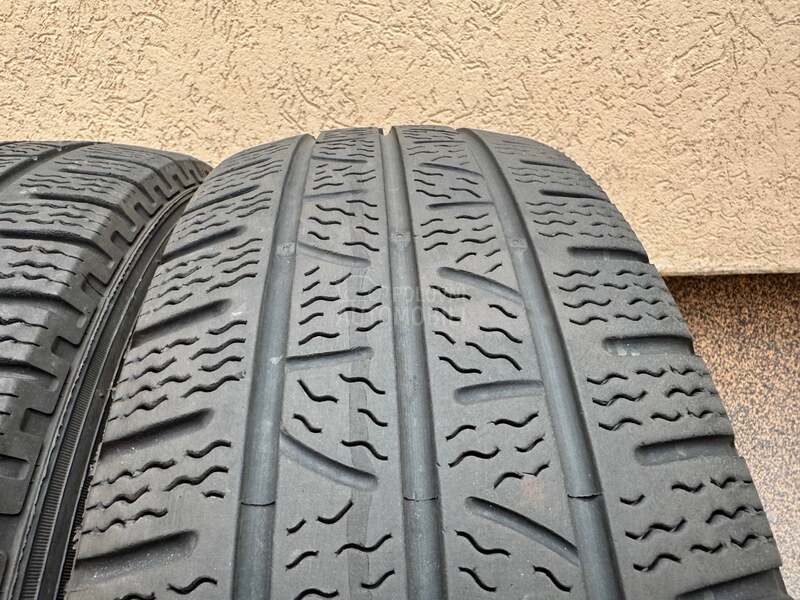 Pirelli 205/65 R16 Zimska