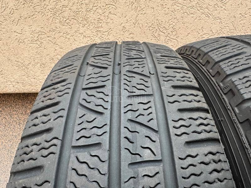 Pirelli 205/65 R16 Zimska