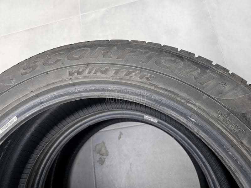 Pirelli 235/50 R19 Zimska