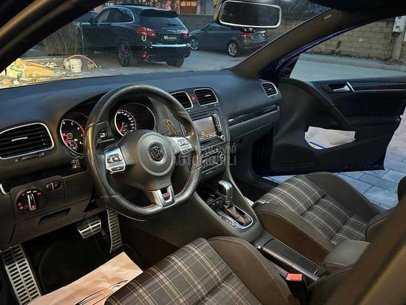 Volkswagen Golf 6 GTI DSG