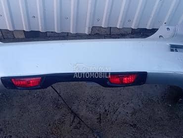 Zadnji branik za Mazda 5 od 2005. do 2008. god.