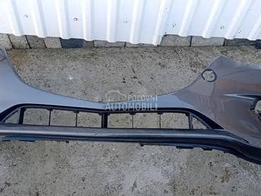 Prednji branik za Mazda 3