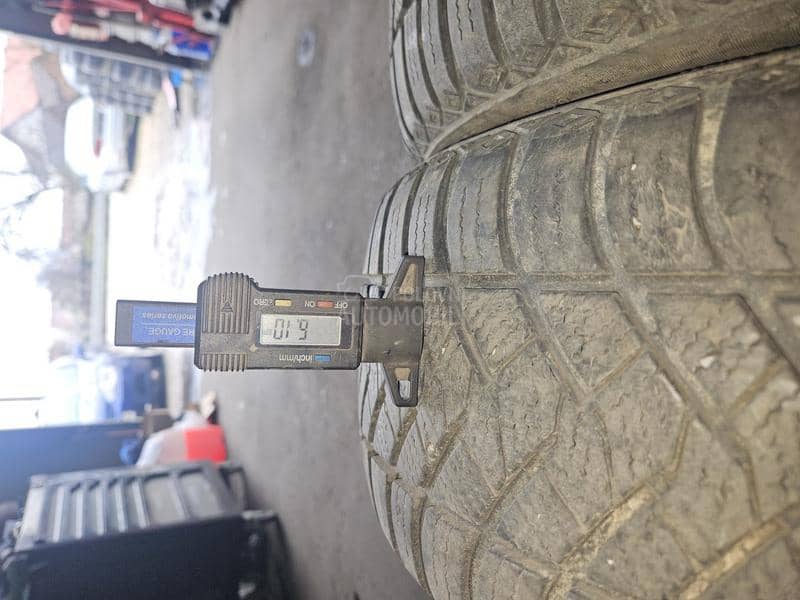 Maxxis 205/45 R17 Zimska