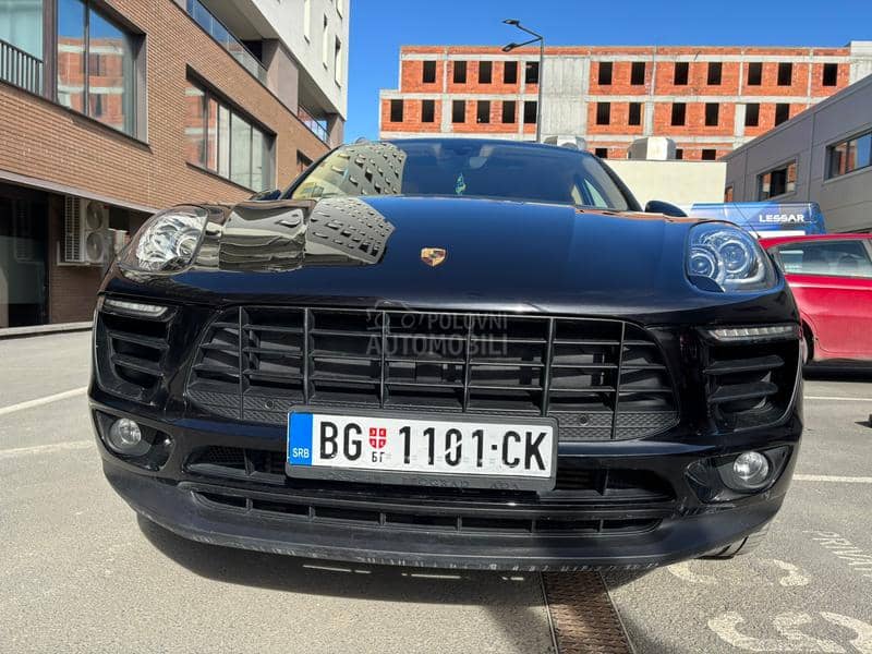 Porsche Macan 
