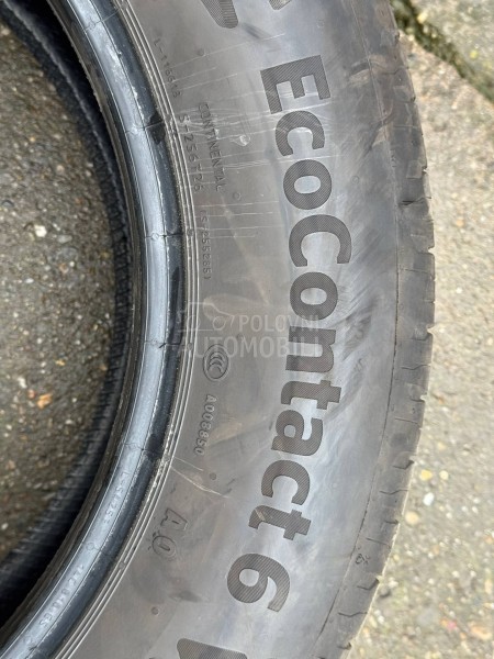 Continental 215/65 R17 Letnja