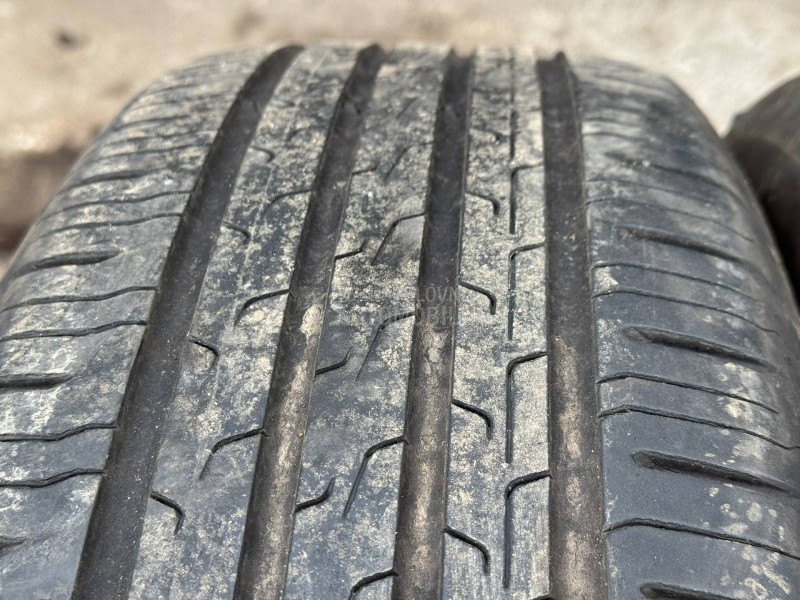 Continental 215/65 R17 Letnja