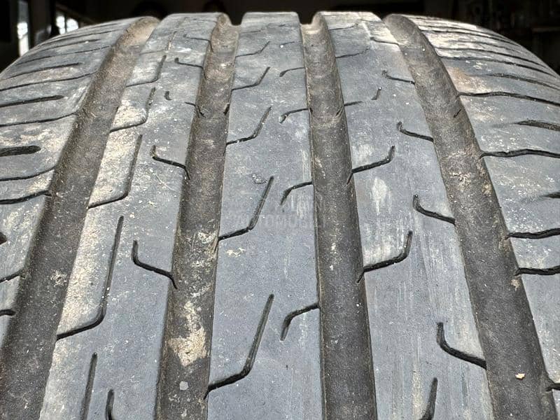 Continental 215/65 R17 Letnja