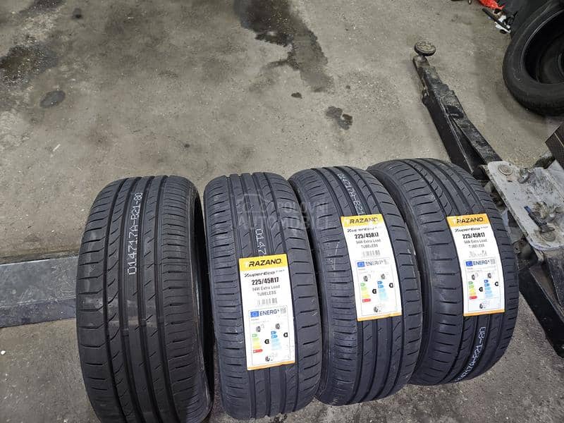 Ostalo 225/45 R17 Letnja