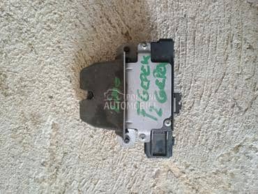 brava za gepek za Ford Focus od 2004. do 2010. god.