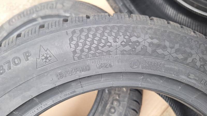 Continental 215/60 R17 Zimska