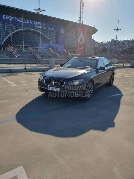 BMW 740 