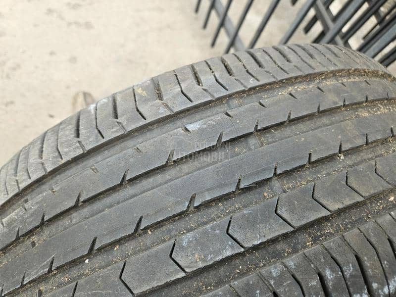 Continental 225/55 R17 Letnja