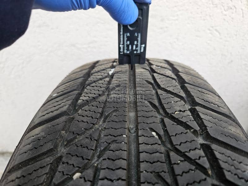 Goodride 205/60 R16 Zimska