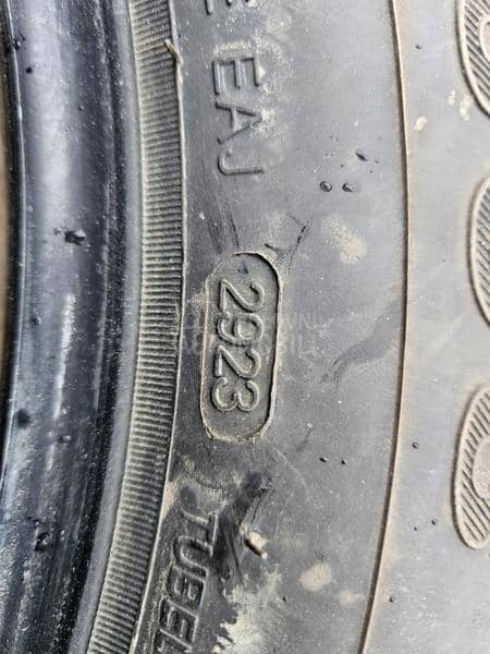 Goodride 205/60 R16 Zimska