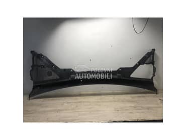 Plastika kod brisača i šoferke za Jaguar XE od 2016. do 2019. god.