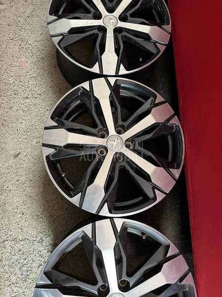 Aluminijumske felne 3008 GT 18" 5 x 108