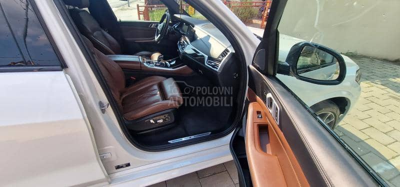 BMW X5 M  VAZDUH SERVIS