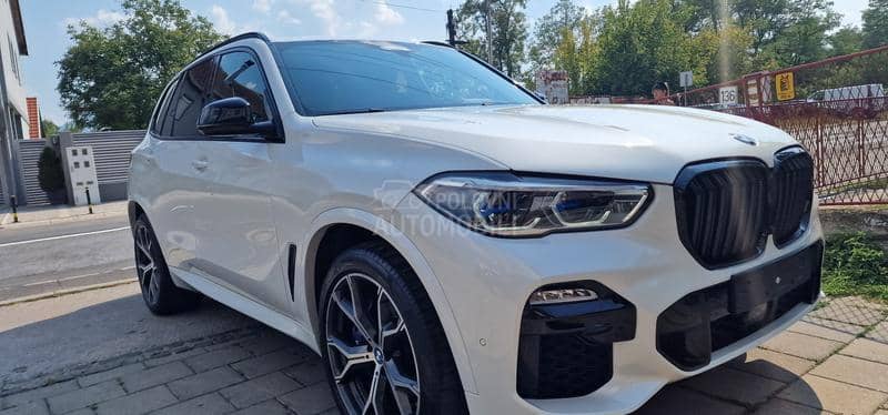 BMW X5 M  VAZDUH SERVIS