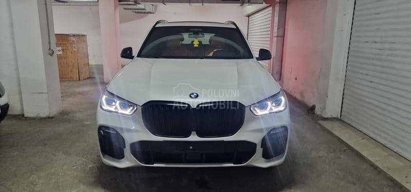 BMW X5 M  VAZDUH SERVIS