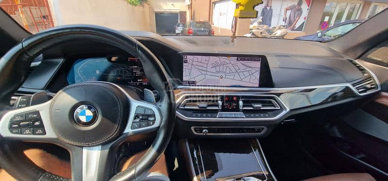 BMW X5 M  VAZDUH SERVIS
