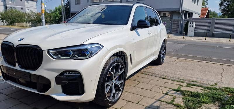 BMW X5 M  VAZDUH SERVIS