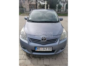 Toyota Verso 