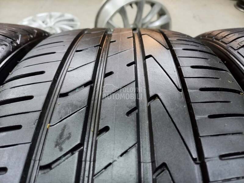Hankook 235/50 R19 Letnja