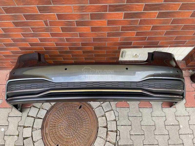 S line zadnji branik-model C8