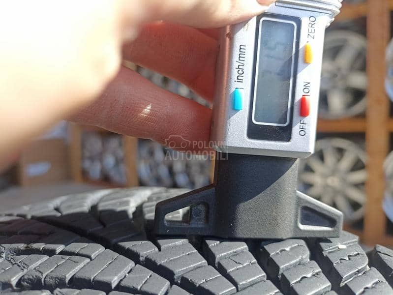 Goodyear 185/65 R15 Zimska