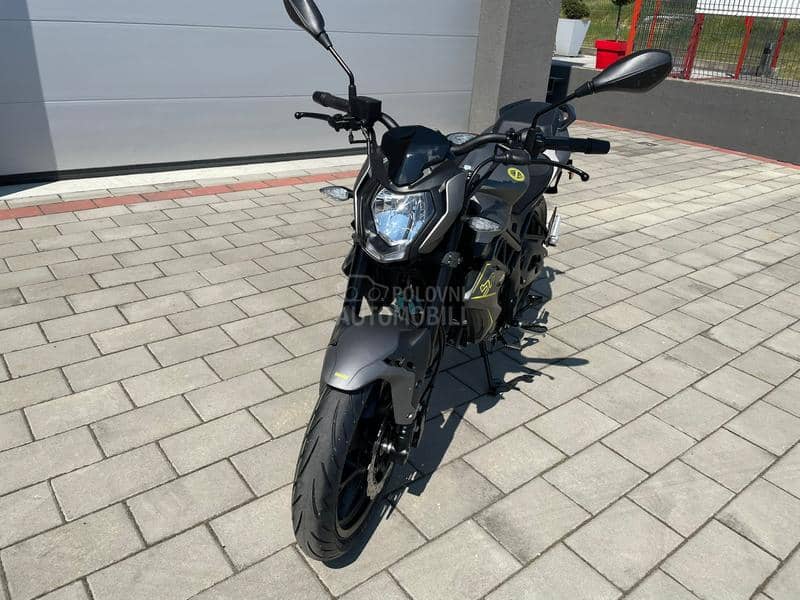 Benelli BN 125 NA STANJU