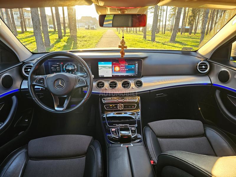 Mercedes Benz E 220 fabričko stanje