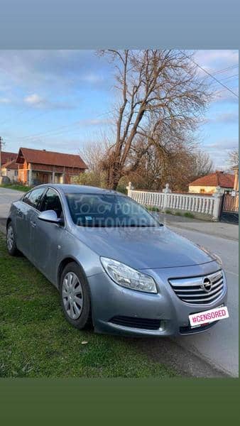 Opel Insignia 1.8 tng