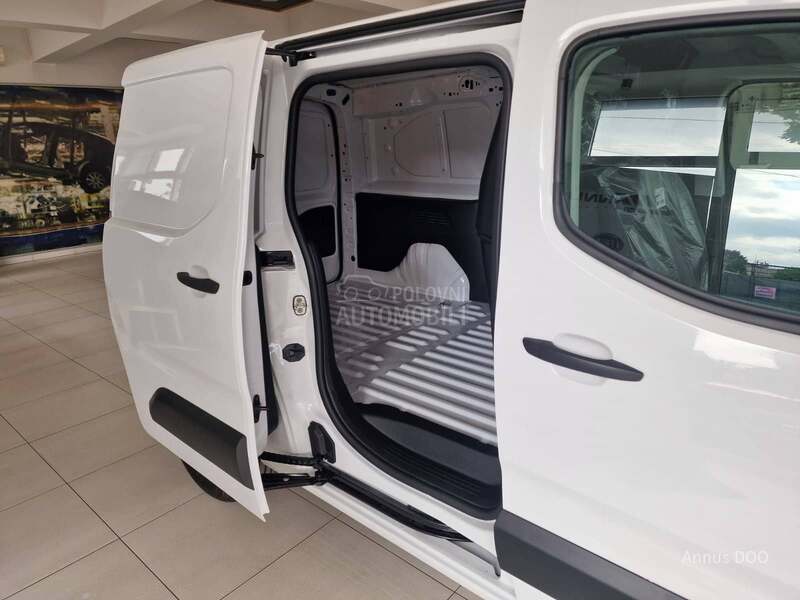 Fiat Doblo Cargo Maxi 3.9m3
