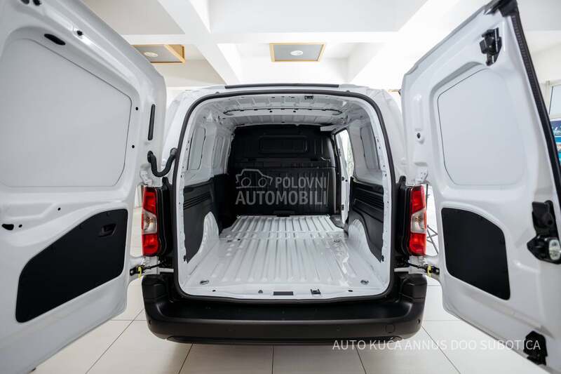 Fiat Doblo Cargo Maxi 3.9m3