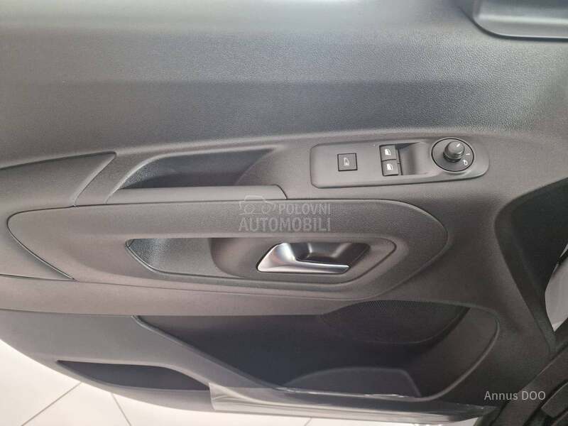 Fiat Doblo Cargo Maxi 3.9m3