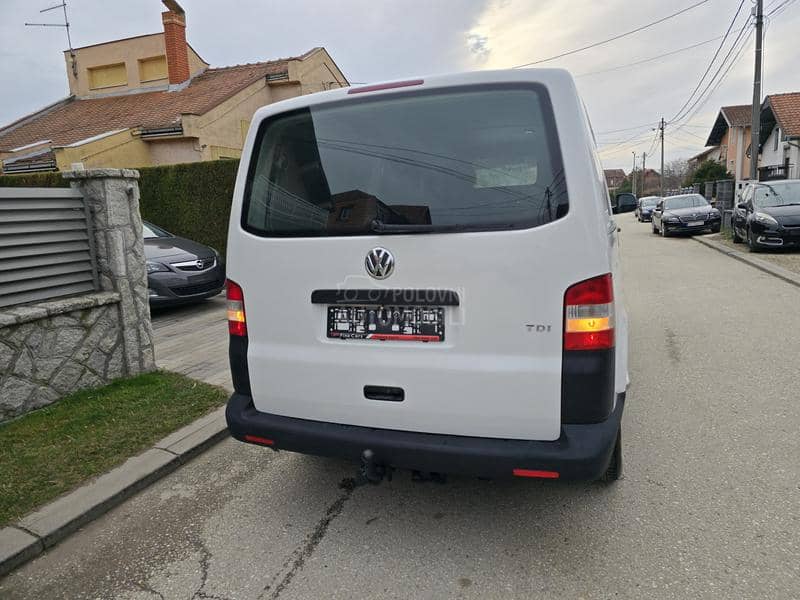 Volkswagen Transporter T5 2.0 tdi long dsg