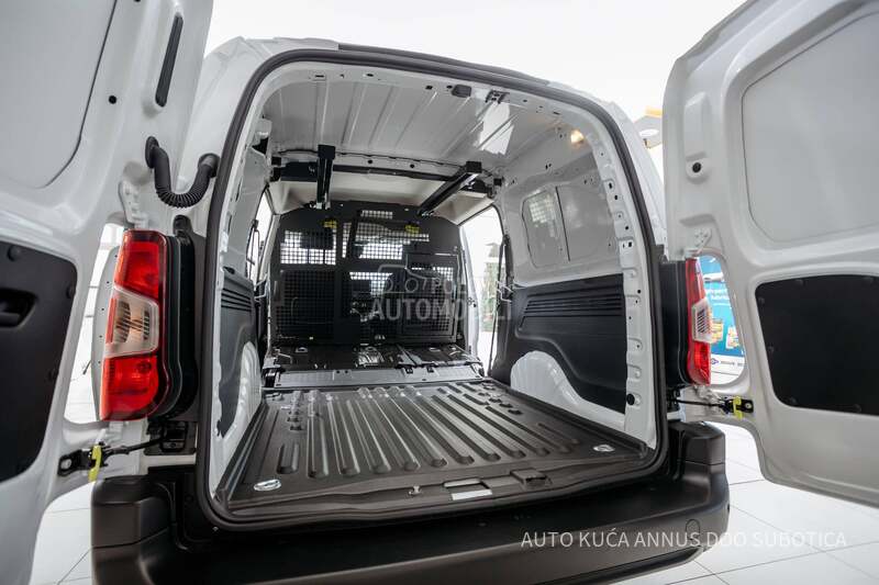 Fiat Doblo Combi Maxi 1,8/3,5m3