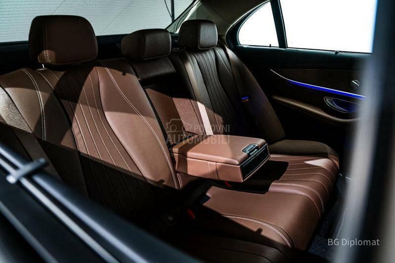 Mercedes Benz E 300 4 Matic