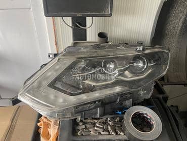 Far levi LED nisaan x-trail za Nissan X-Trail od 2017. do 2021. god.