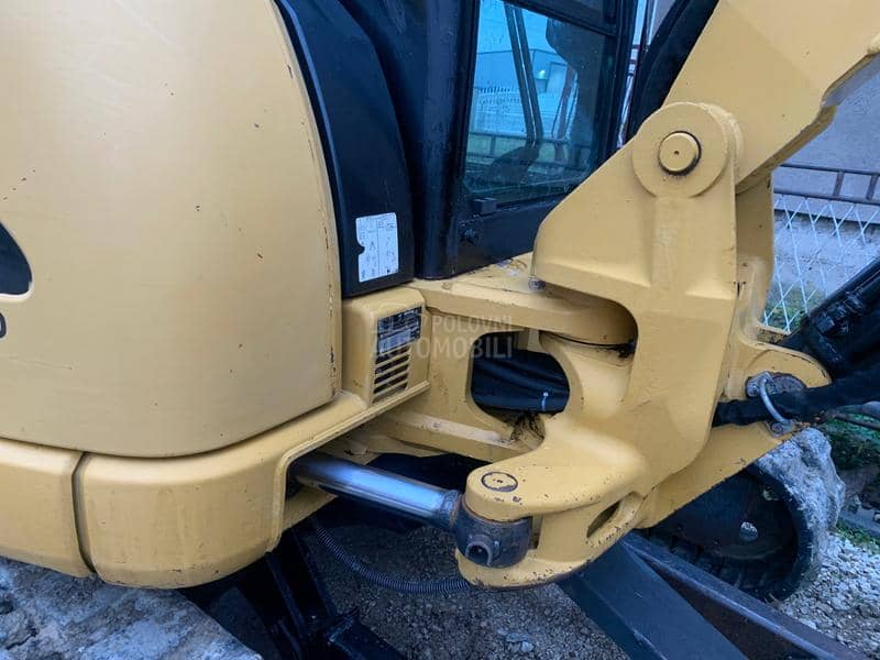 CAT 305c
